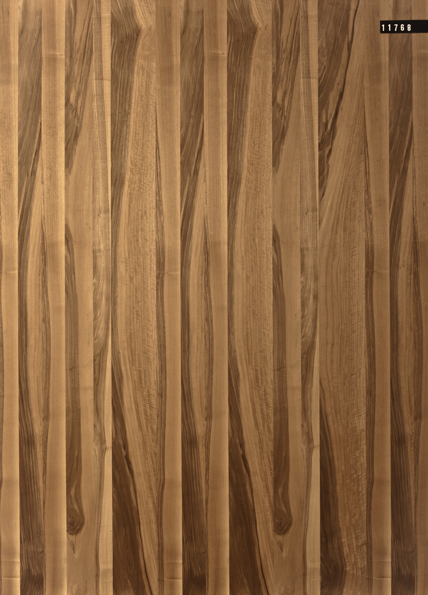 Edelspan | Span P2 | furniert Selection | Nussbaum europäisch | A+/A | geschliffen Platte Nr. 11768